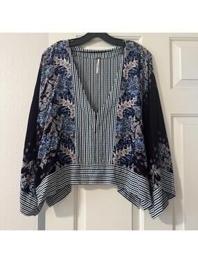 Free People Cropped V Neck Blouse Shirt Printed Floral & Stripes Boho Sz L Large